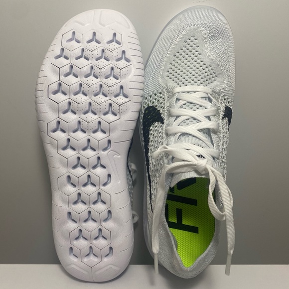 Nike Women’s Free Run Flyknit 2018 pure platinum - Picture 4 of 4